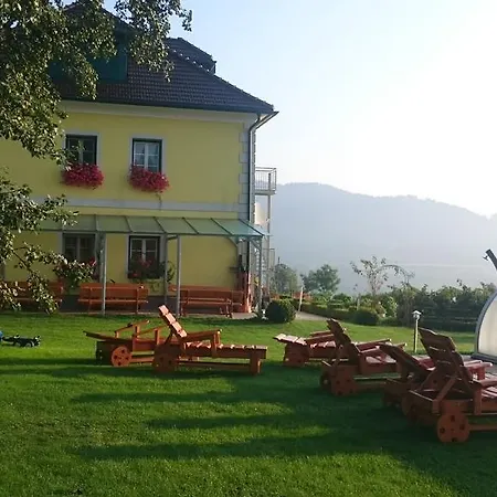 Steinerhof In Kaernten Farm stay